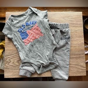 Old Navy Bundle gray USA flag onesie cozy sweat pants joggers 3-6 months baby